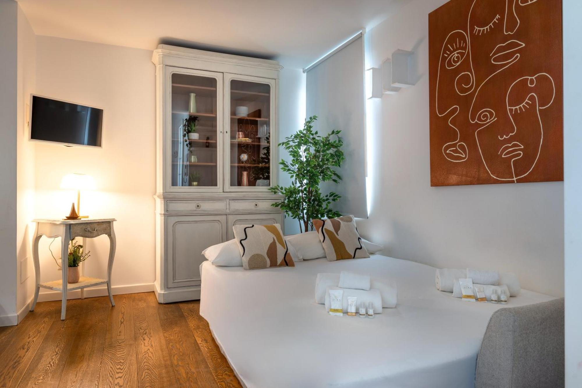 150mq Rooftop Paradise - Spacious Private Terrace Apartment